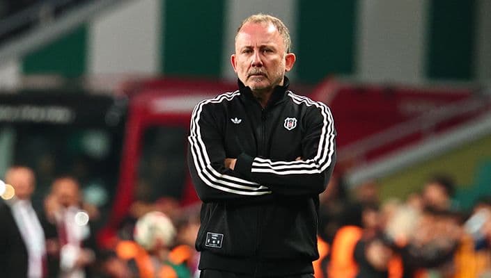 Sergen Yalçın 2025-2026 sezonu bitmeden Beşiktaş'tan ayrılır mı?